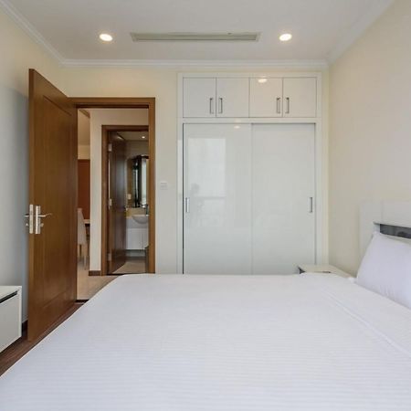 Vinhomes Landmark Apt Renovation 2025 By Bevista Ho Chi Minh City Exterior photo