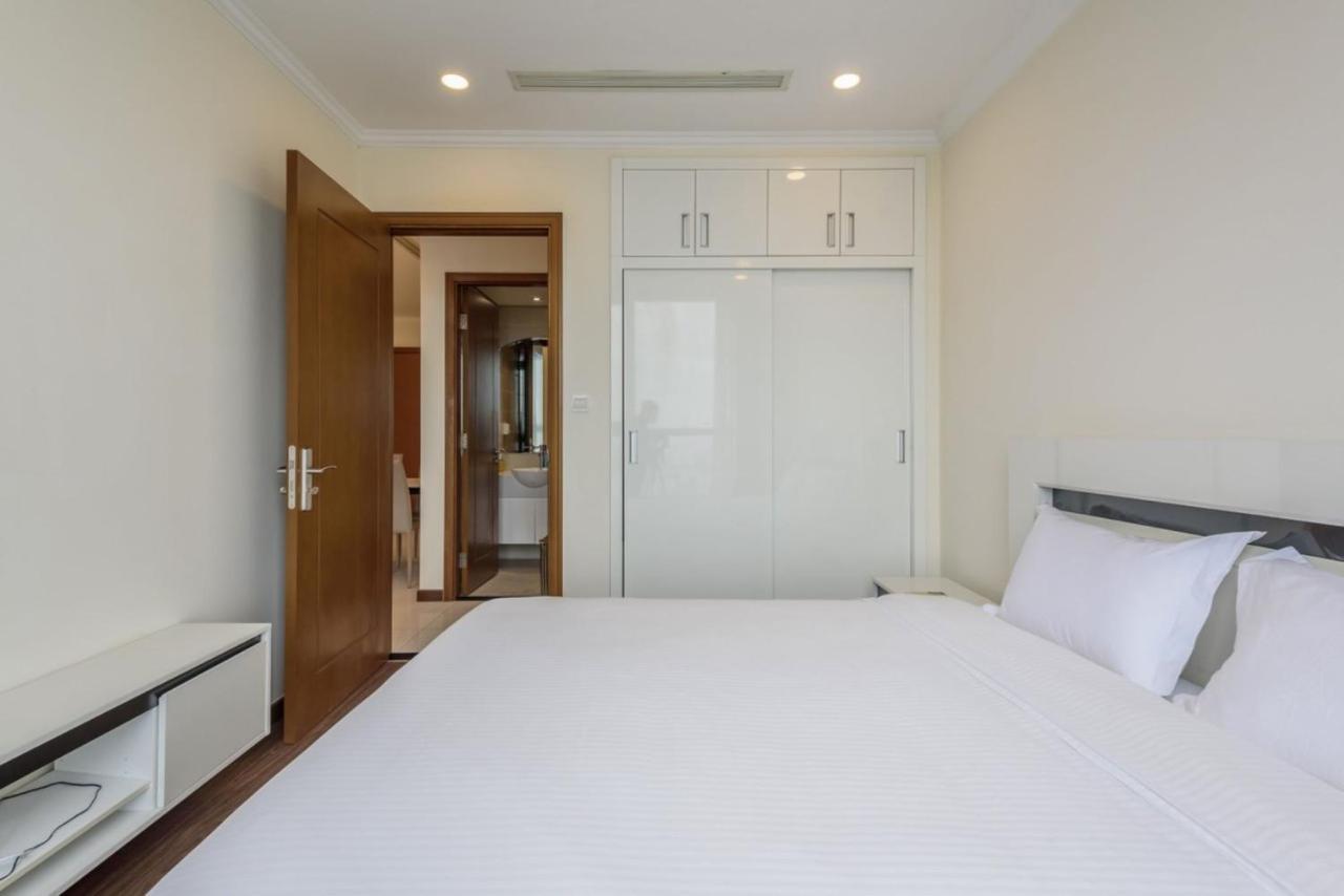 Vinhomes Landmark Apt Renovation 2025 By Bevista Ho Chi Minh City Exterior photo